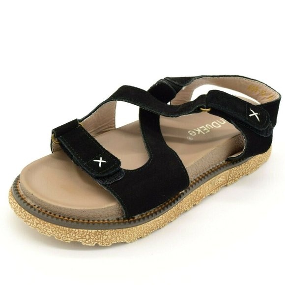 handueke shoes